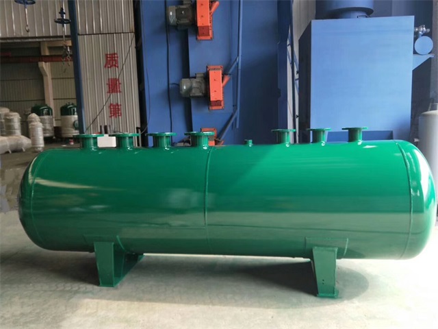 蒸汽乌达乌达乌达分汽缸规格